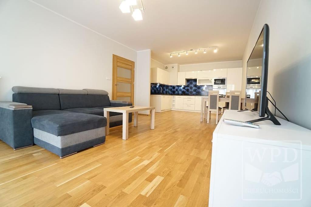 Big Apartment - Old Town - 3 Rooms - Private Parking Вроцлав Экстерьер фото