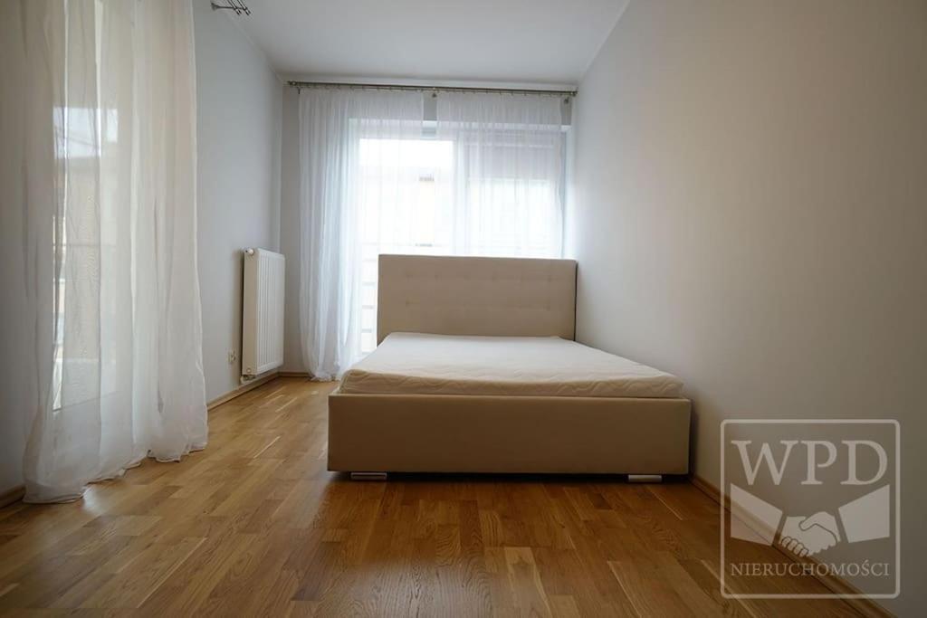 Big Apartment - Old Town - 3 Rooms - Private Parking Вроцлав Экстерьер фото